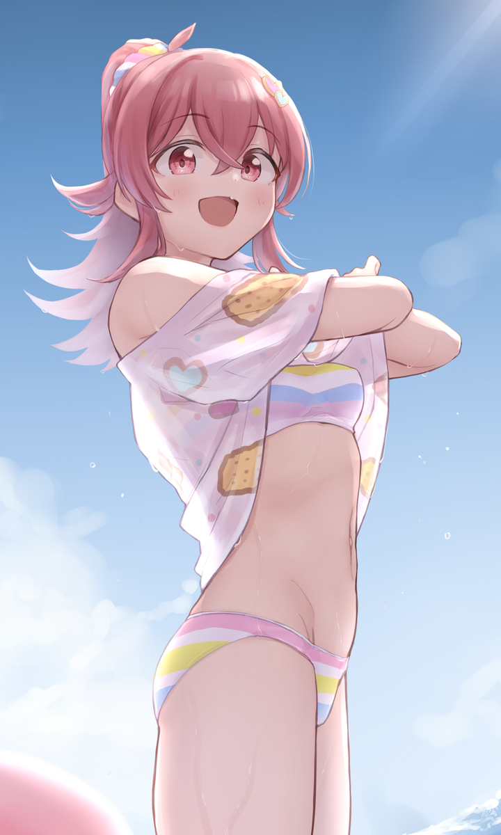 This is a pixiv picture whose title is 水着果穂！！！！.
