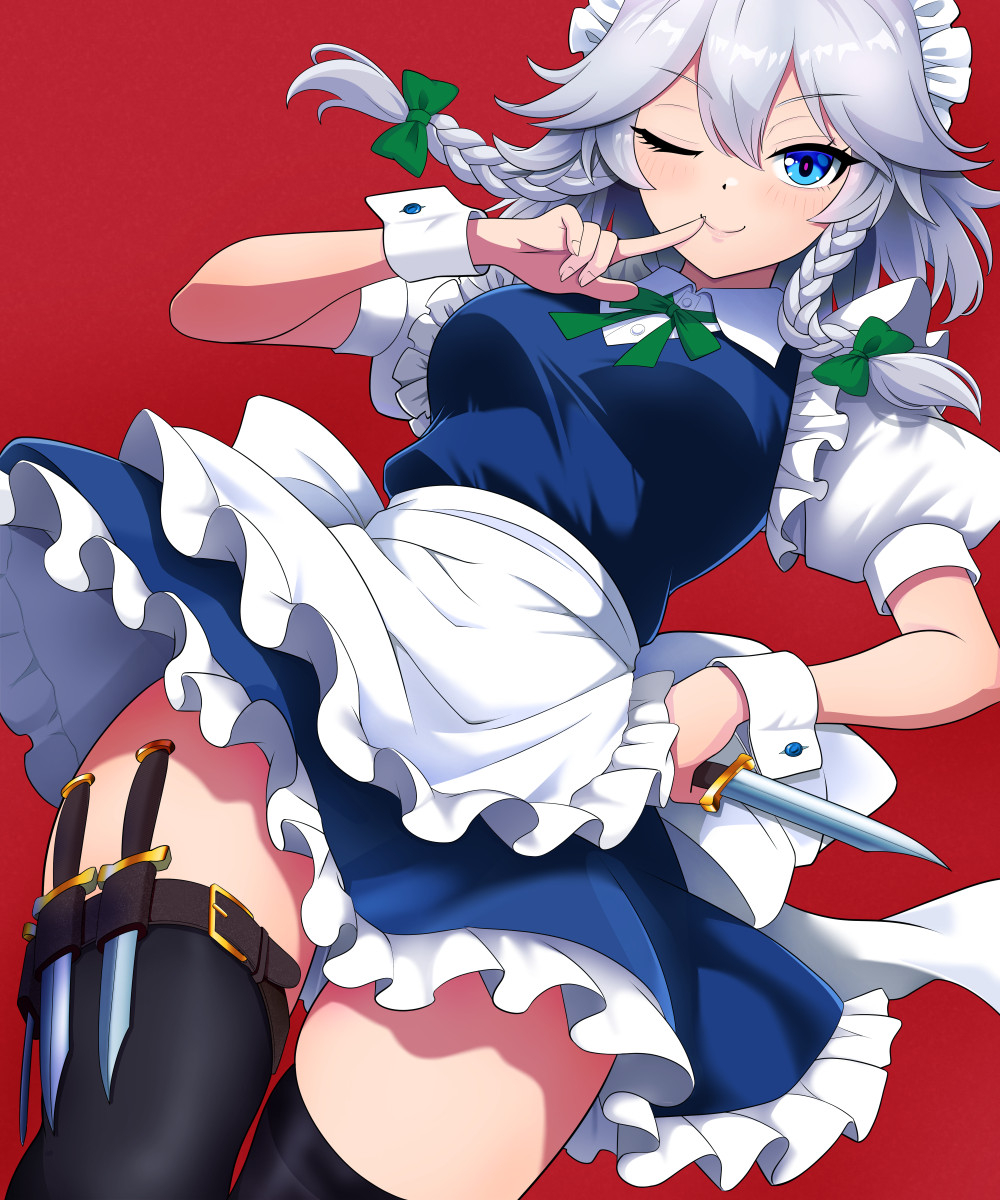 This is a pixiv picture whose title is 微笑の切先.