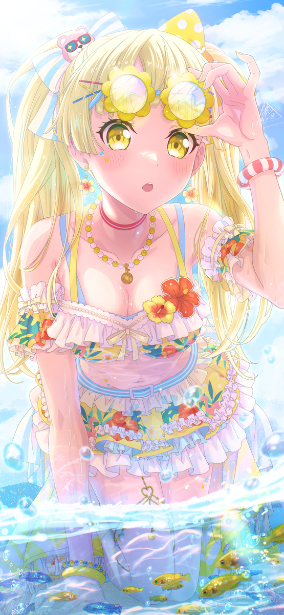 This is a pixiv picture whose title is 水着こころん🌺.