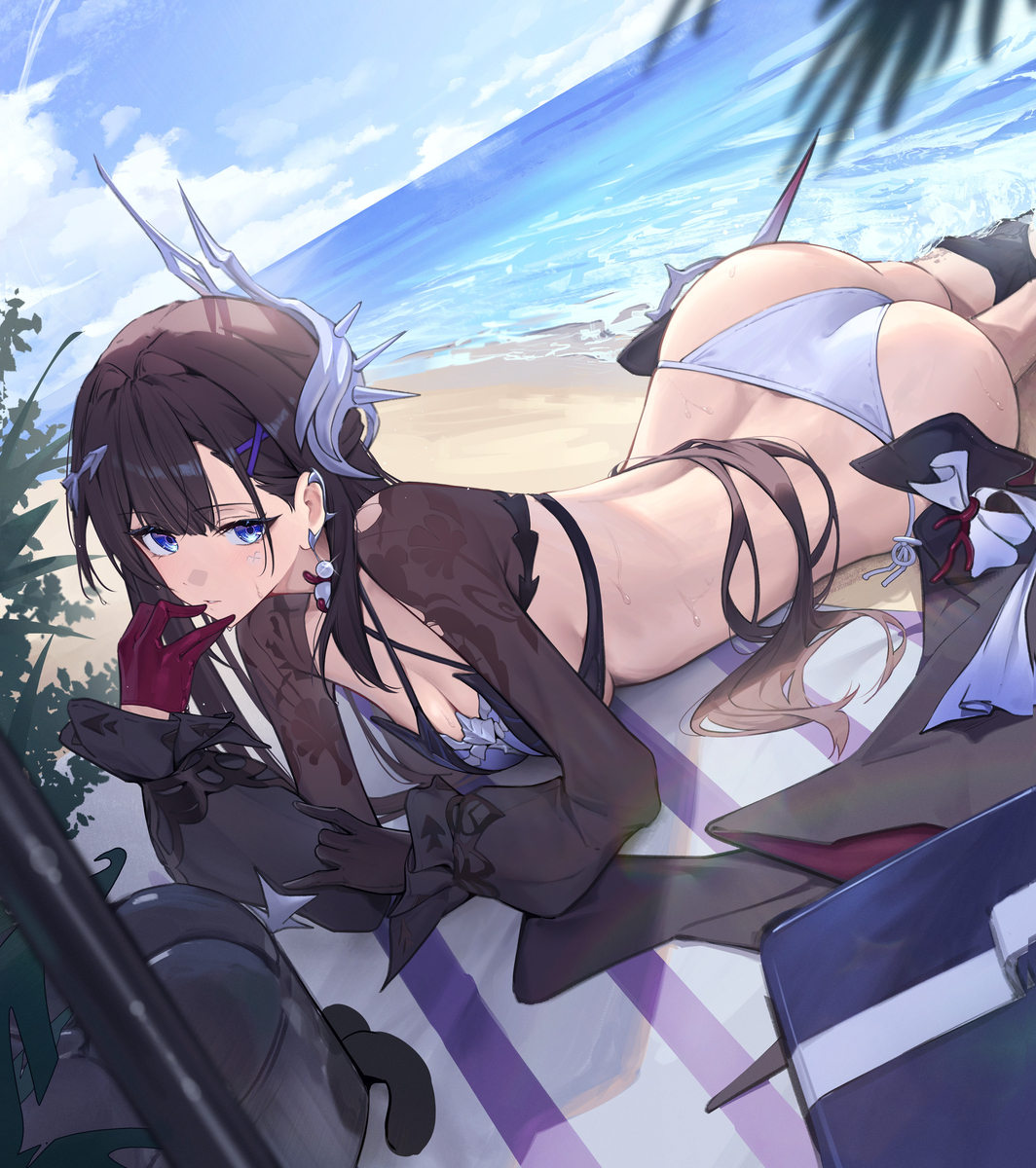 This is a pixiv picture whose title is 水着セイレンス.
