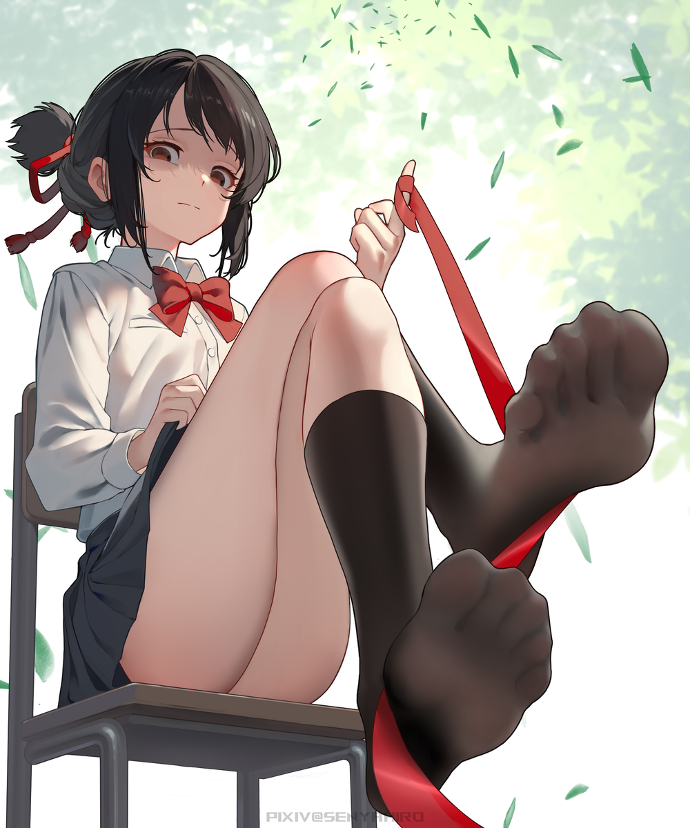 This is a pixiv picture whose title is 【约稿作品】宫水三叶.