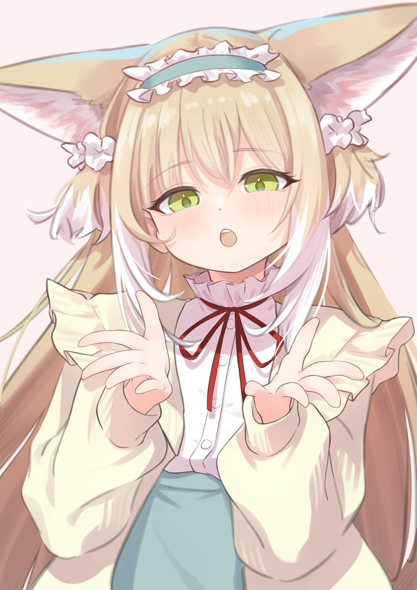 This is a pixiv picture whose title is 🦊👐.