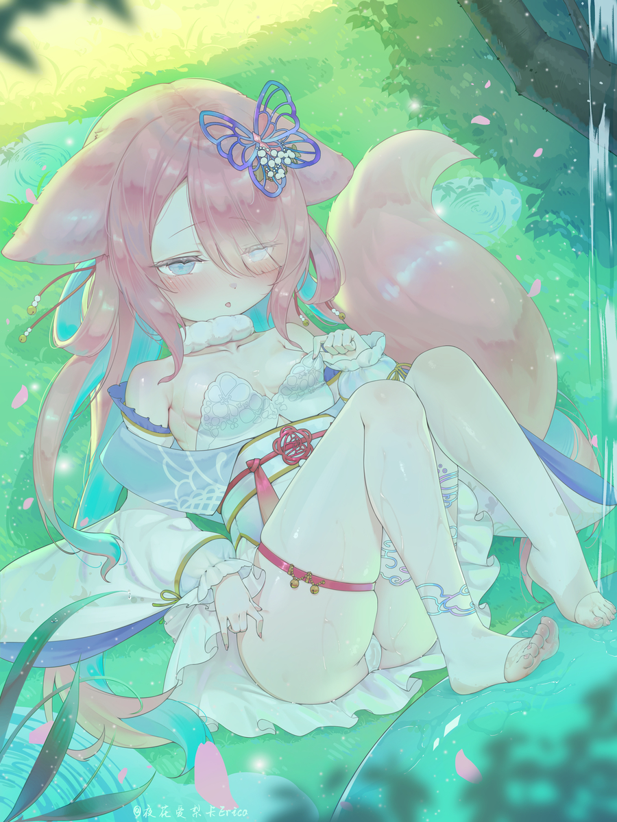 This is a pixiv picture whose title is 露出脚掌的版本！.