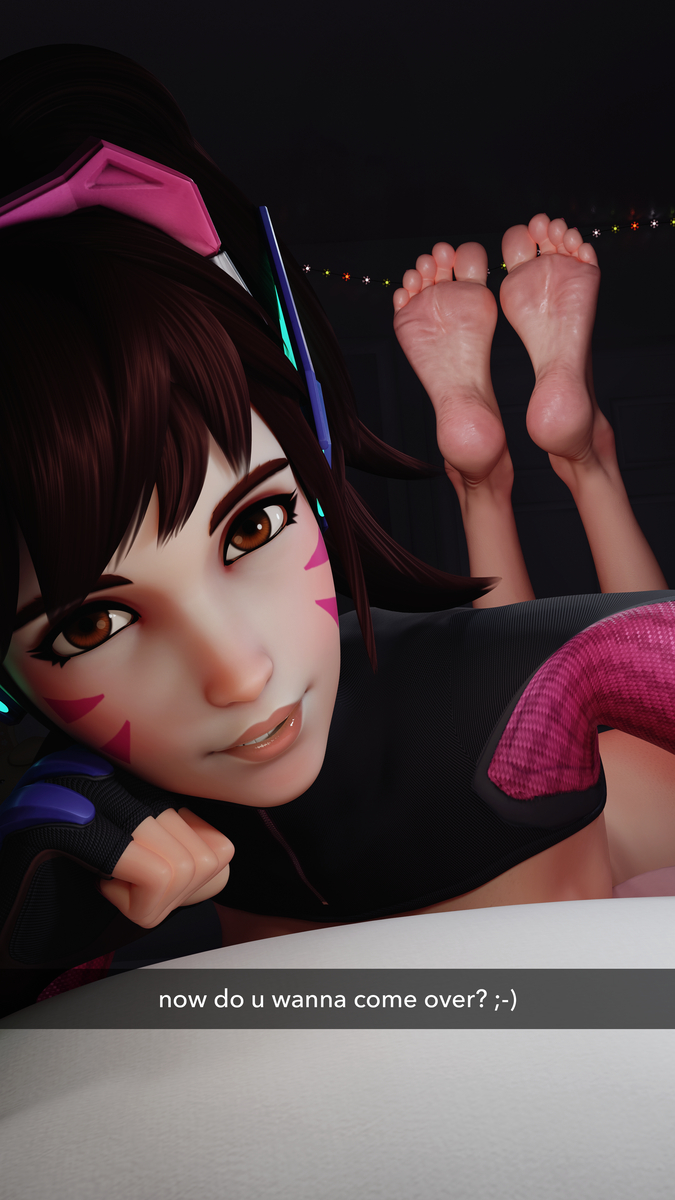 This is a pixiv picture whose title is Dva selfie 🤳.