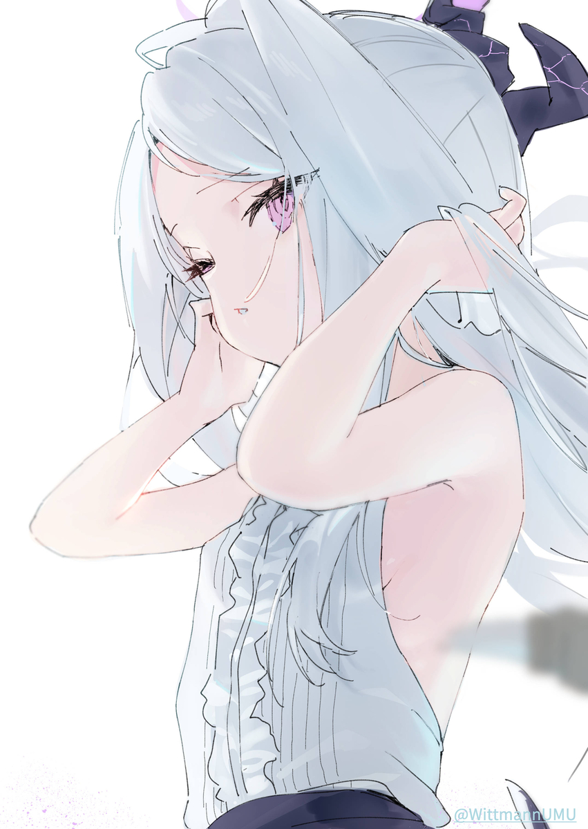 This is a pixiv picture whose title is 💙.
