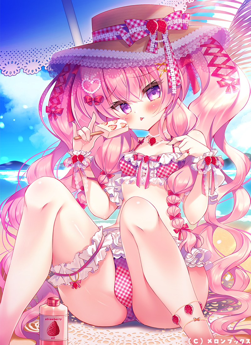 This is a pixiv picture whose title is 新しい水着…どう…？🍓💕.