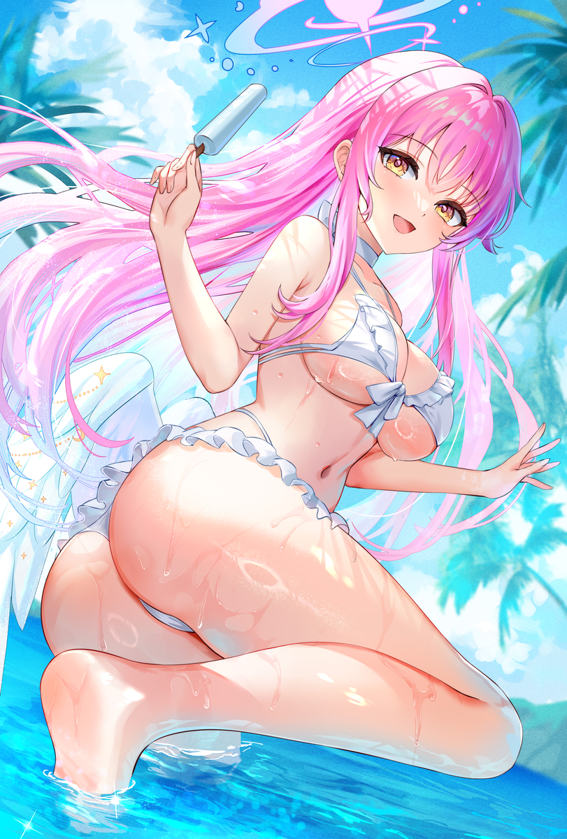 This is a pixiv picture whose title is 聖園ミカ(水着).