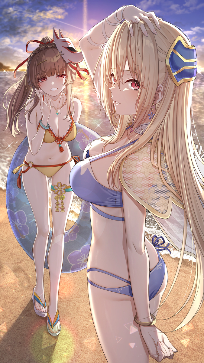 This is a pixiv picture whose title is 夏のビーチでユイナ先輩とみゃーさんと.