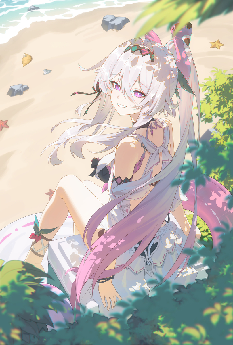 This is a pixiv picture whose title is 泳装瑟莉姆.