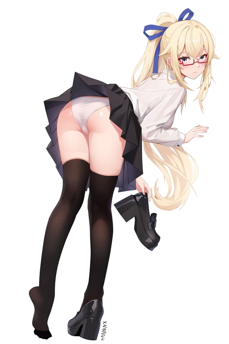 This is a pixiv picture whose title is 舰R 阿卡司塔 2.0 DLC.