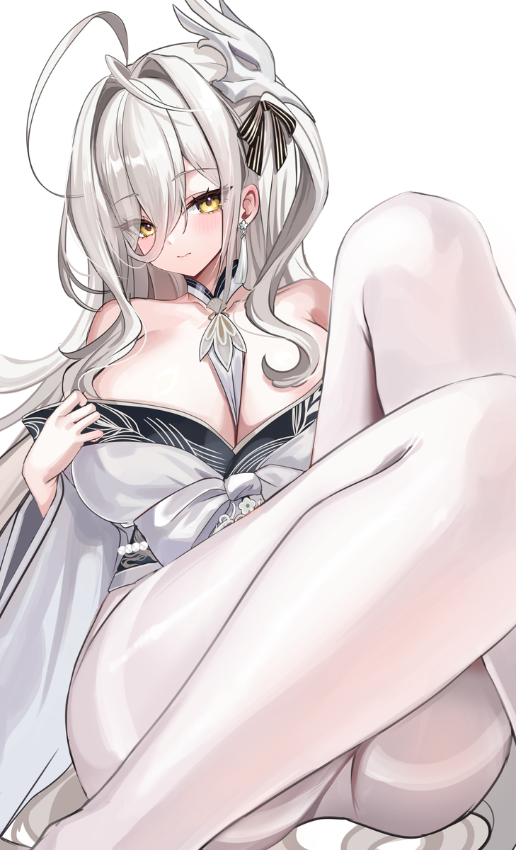 This is a pixiv picture whose title is 白鳳.