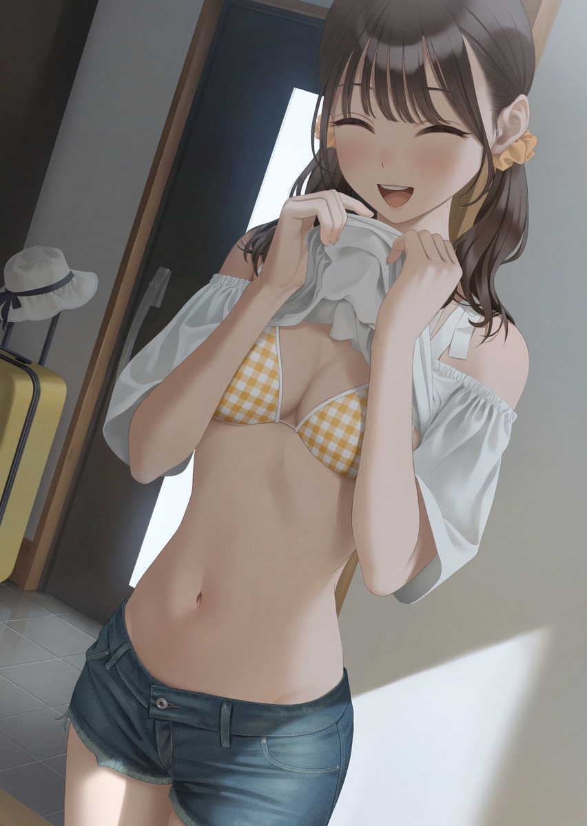 This is a pixiv picture whose title is 「もう準備できたよ～水着も着てるし !」.