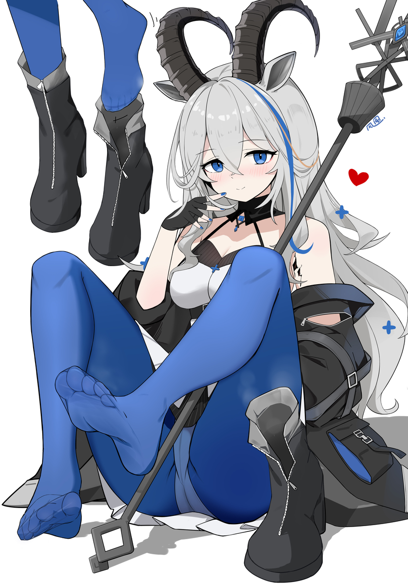 This is a pixiv picture whose title is 我开服就在等的蓝秋裤来力（：D）.