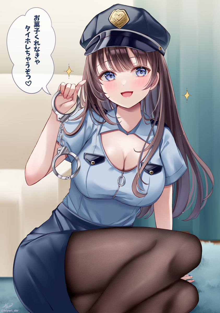 This is a pixiv picture whose title is タイホしたいお姉さん💗.