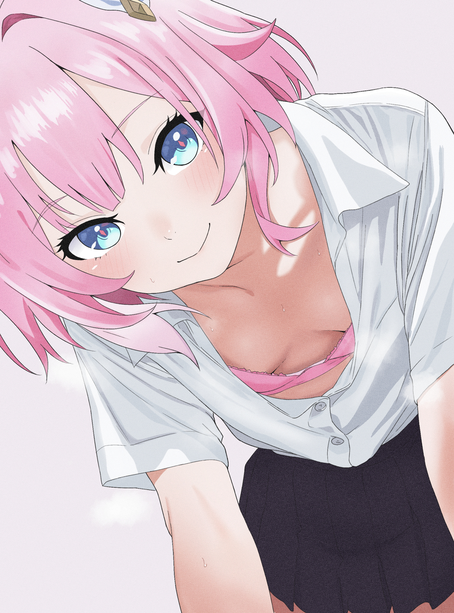 This is a pixiv picture whose title is いま〜、どこ見てるのかしら？♪.