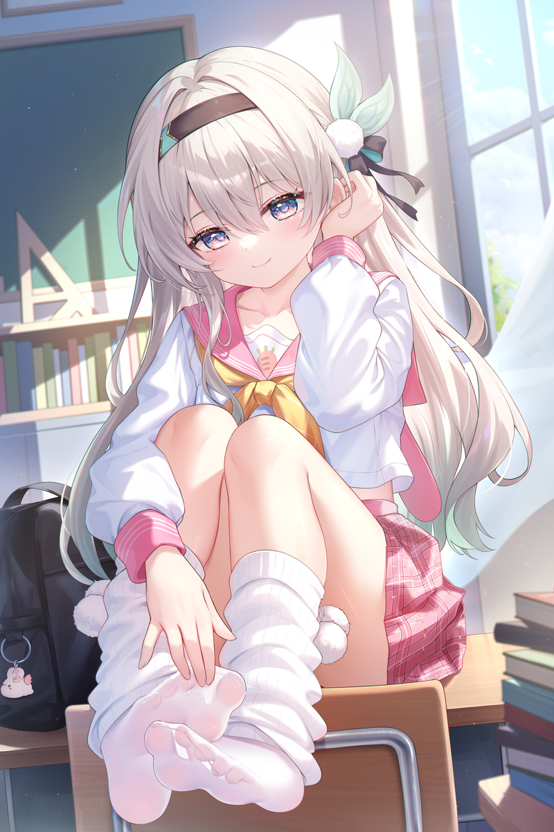 This is a pixiv picture whose title is 絵画の練習課題.