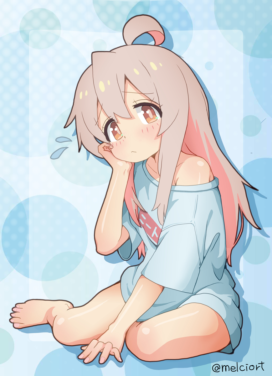 This is a pixiv picture whose title is 年末で焦る まひろちゃん.