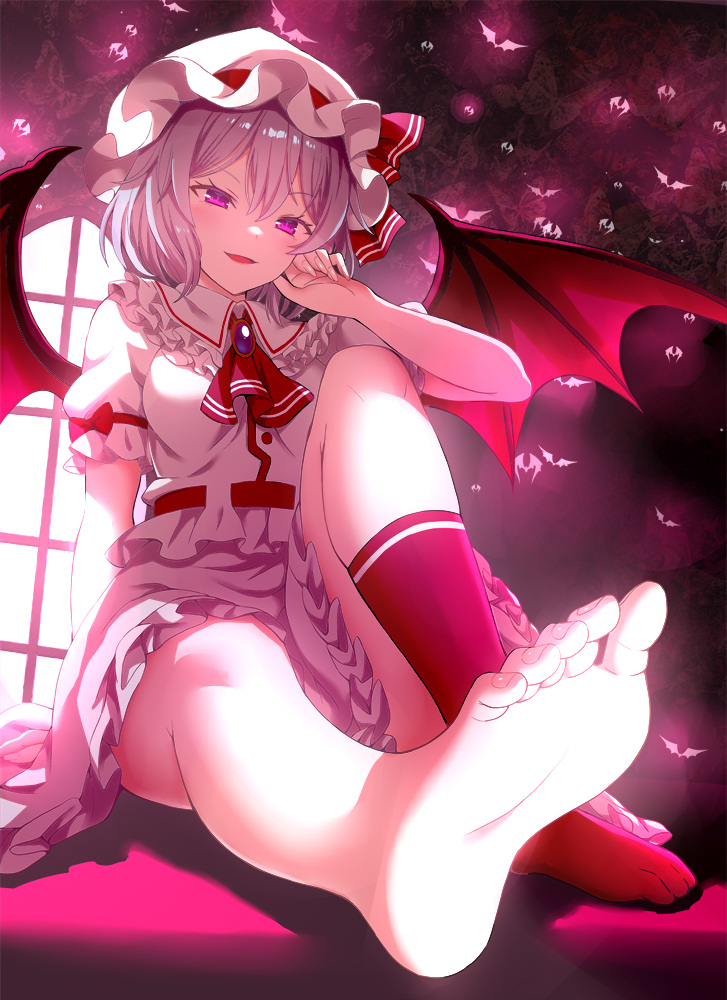 This is a pixiv picture whose title is お嬢様のおみあし.