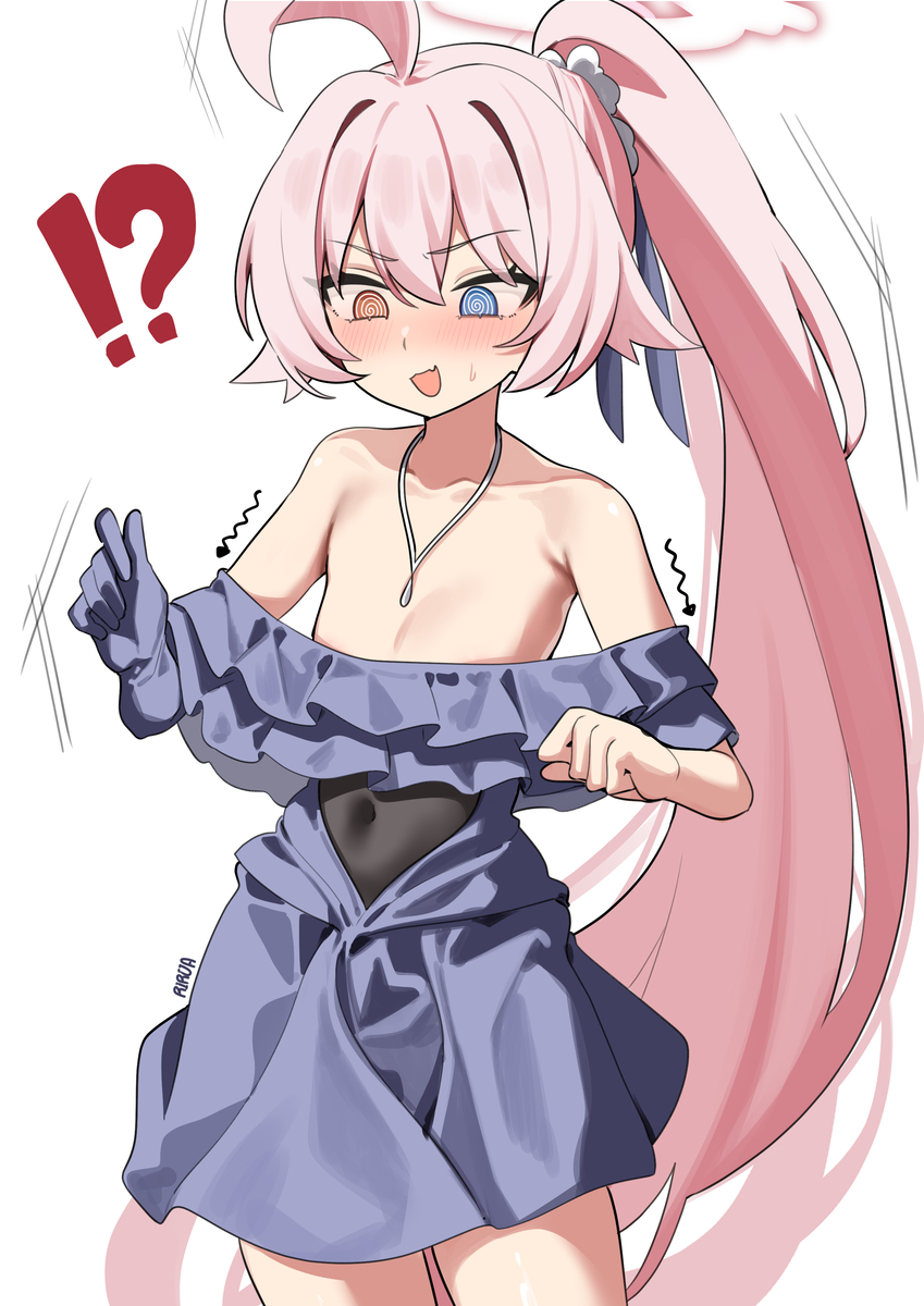 This is a pixiv picture whose title is 드레스 거치대가 작아서 슬픈 호시노.