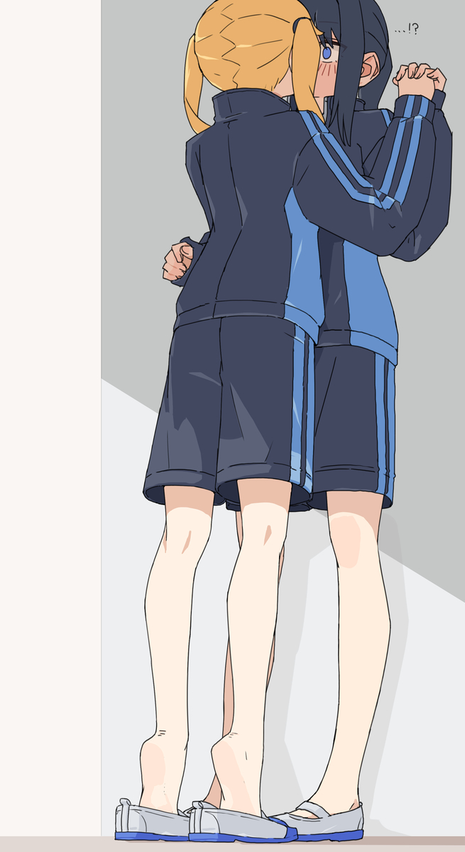 This is a pixiv picture whose title is 背伸びしたら届くよ、ほら.