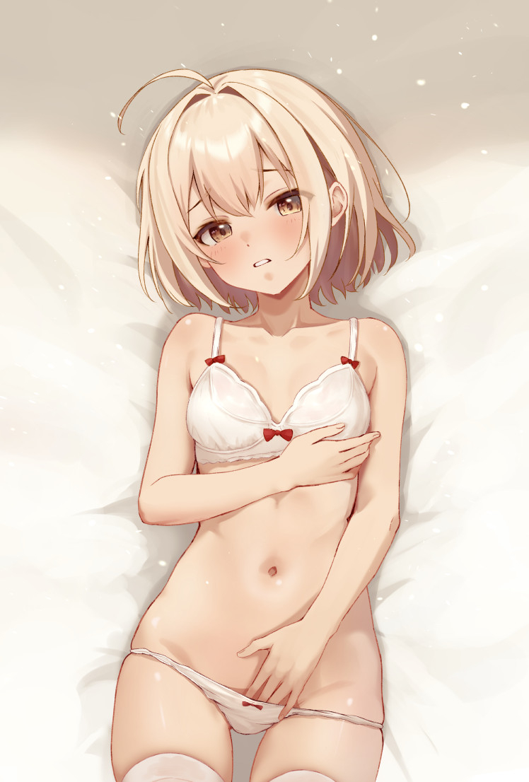 This is a pixiv picture whose title is 年末に描いたキャラ.