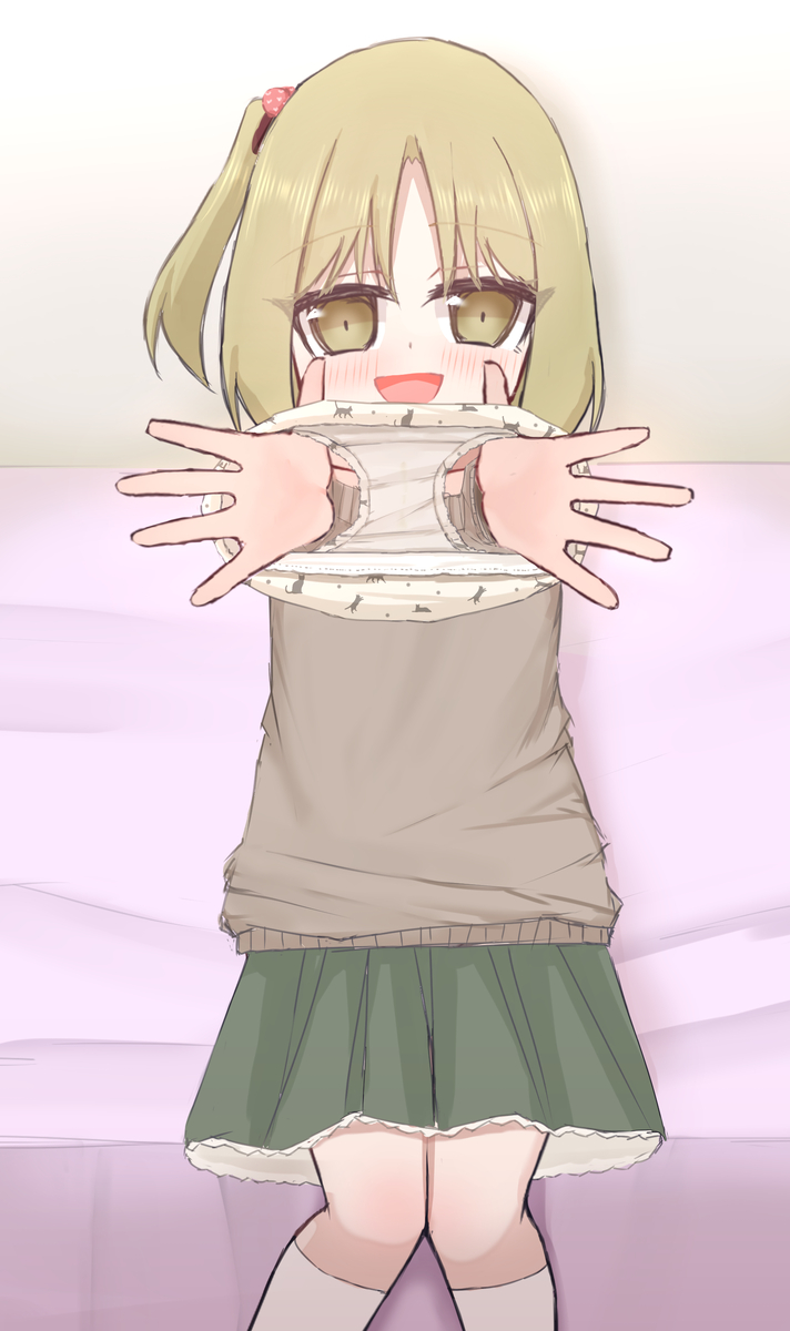 This is a pixiv picture whose title is 無垢ちゃんパンツあやとり.