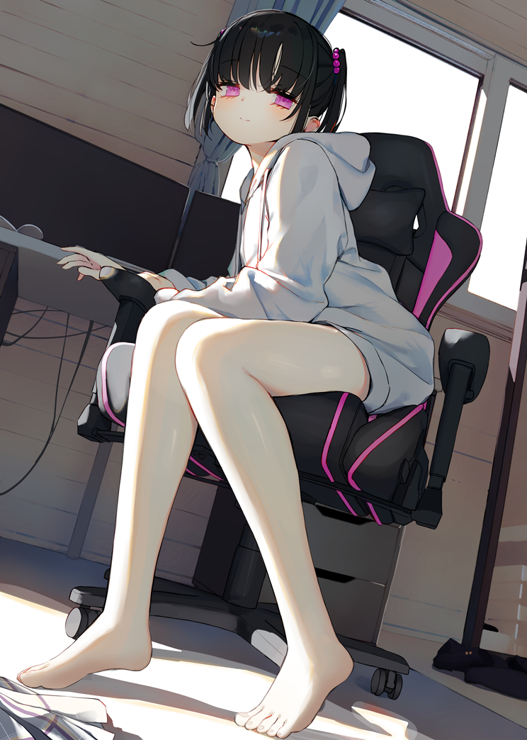 This is a pixiv picture whose title is 素足がいいんだ.