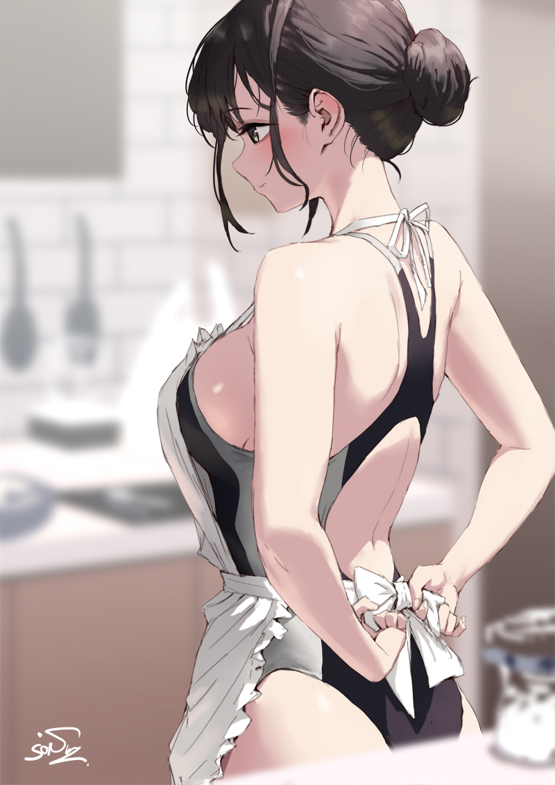 This is a pixiv picture whose title is 変な格好でチョコ作ってる子.