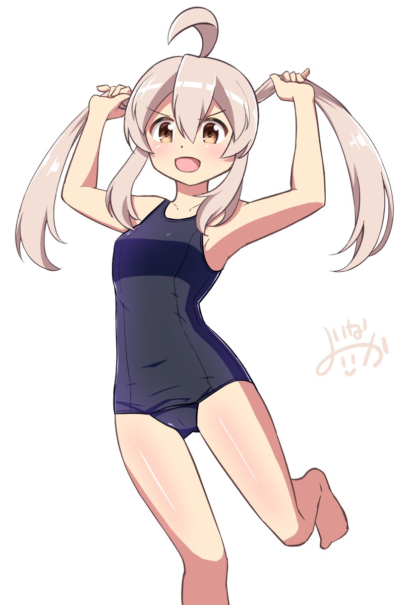 This is a pixiv picture whose title is 生えてきたスク水まひろちゃん.