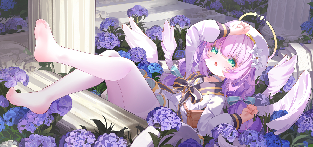 This is a pixiv picture whose title is 百合咲.