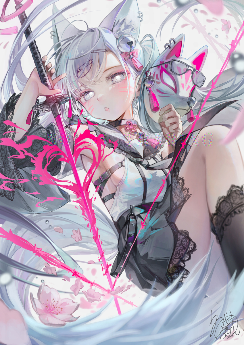 This is a pixiv picture whose title is 桜刀ノ狐.