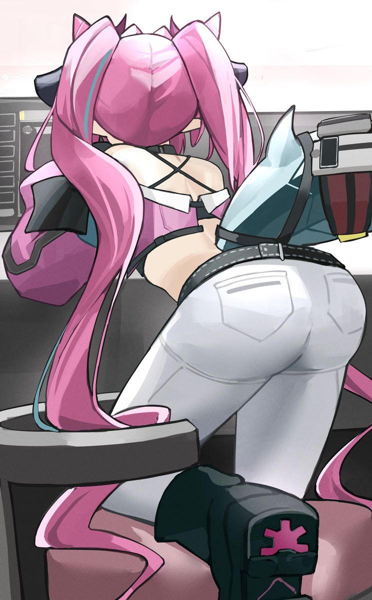 This is a pixiv picture whose title is 🫣.