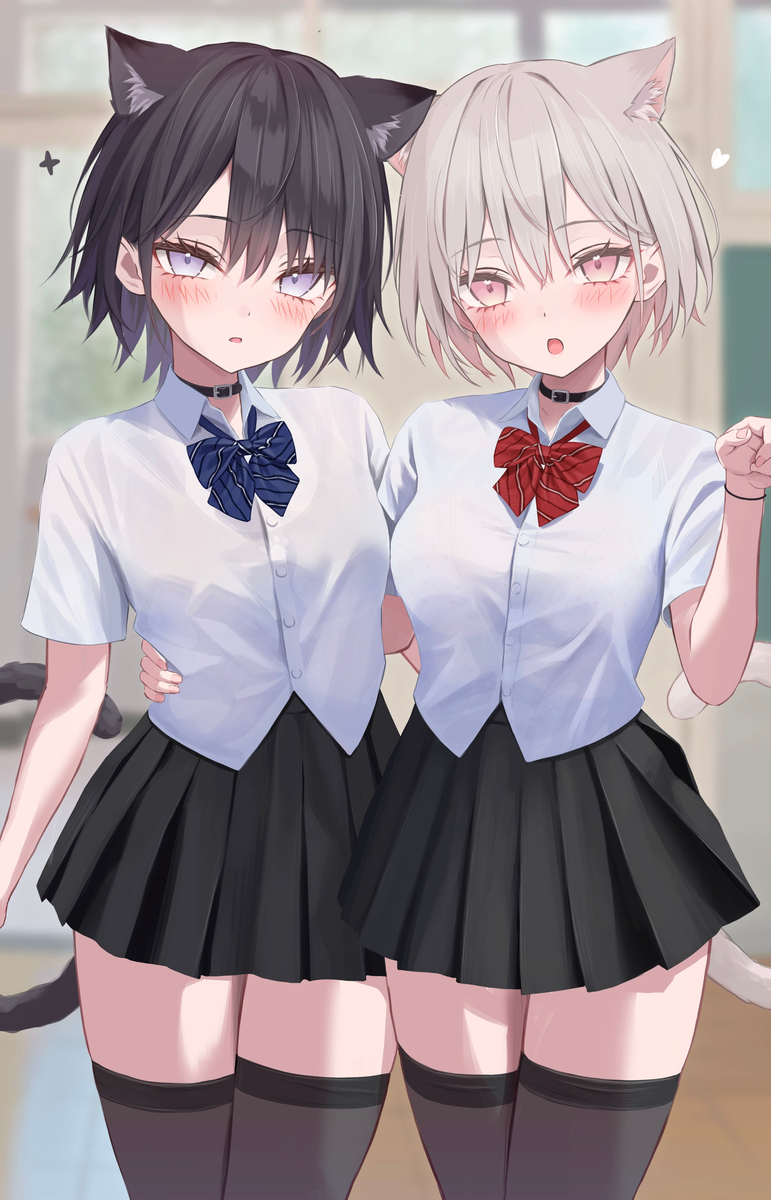 This is a pixiv picture whose title is OC双子猫ちゃん（14歳の姿、18歳の姿）.