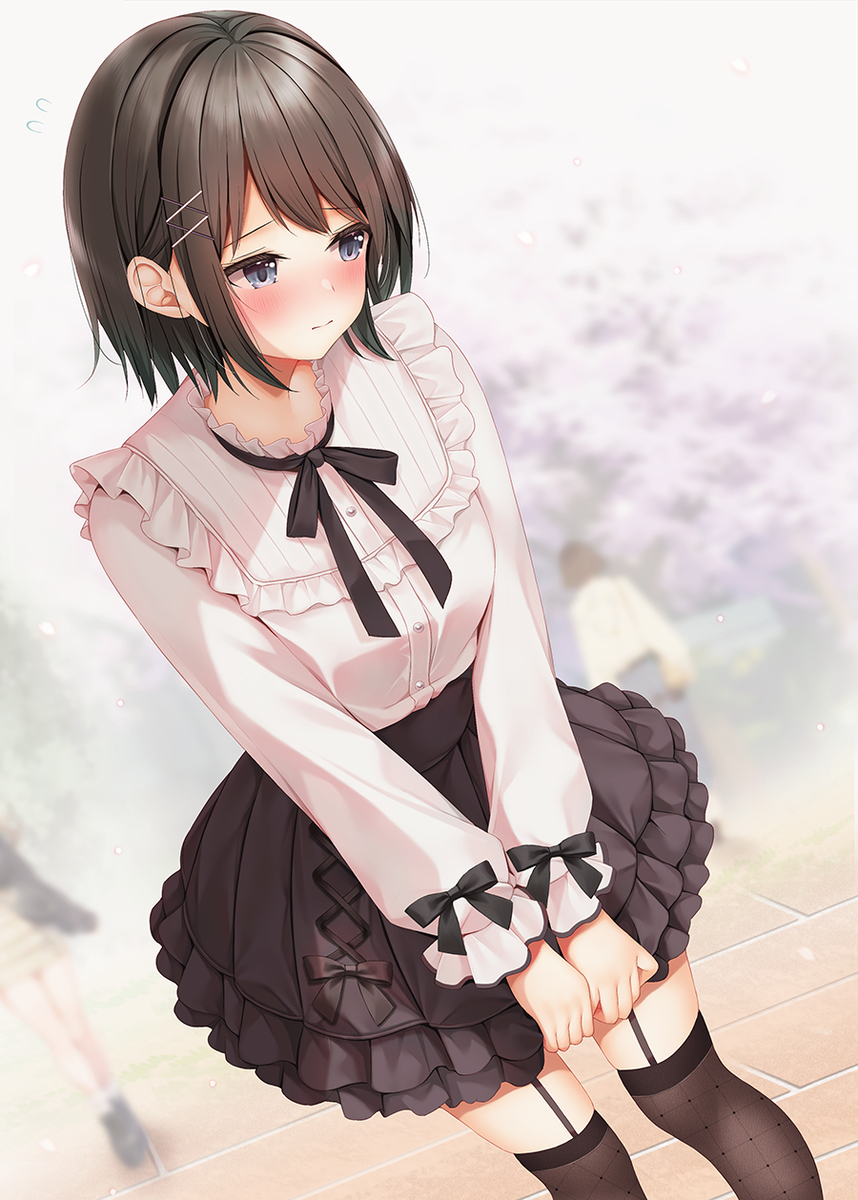 This is a pixiv picture whose title is ボーイッシュ女子ちゃん・初めてのフリル服でモジモジ.