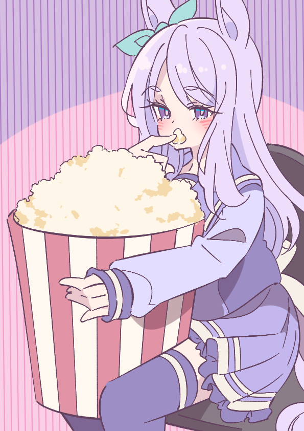 This is a pixiv picture whose title is もきゅもきゅ.