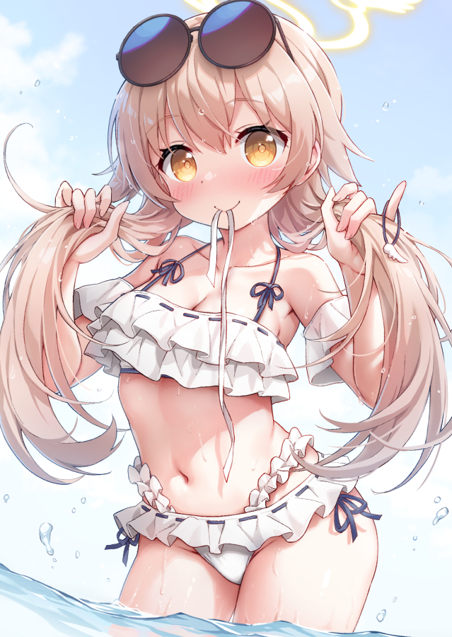 This is a pixiv picture whose title is 手ツインテしてるヒフミ.