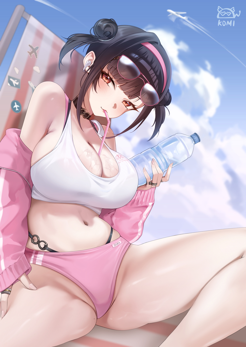 This is a pixiv picture whose title is 隊長、ちゃんと水分補給忘れずに～♡.