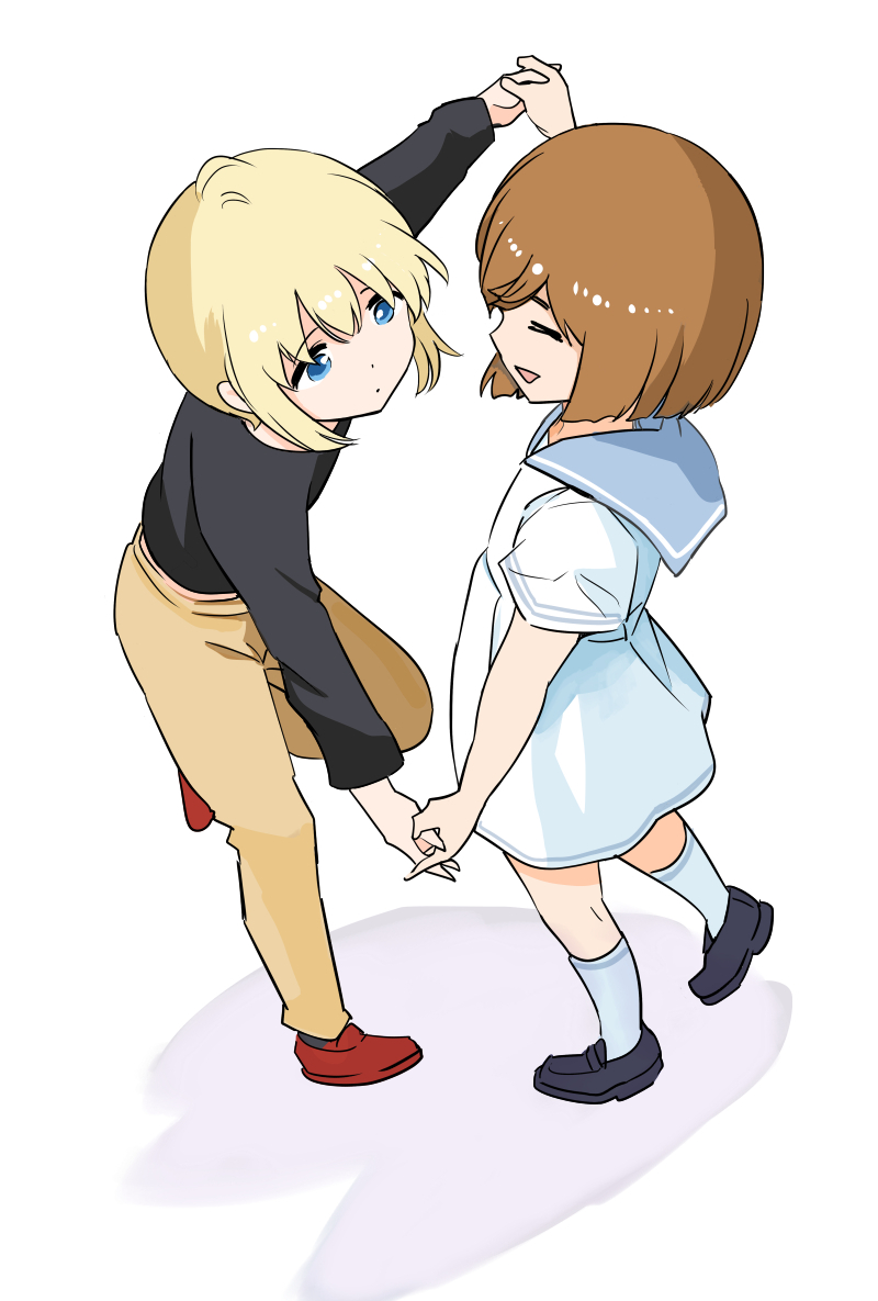 This is a pixiv picture whose title is 喜びの舞（GUNSLINGER GIRL）.