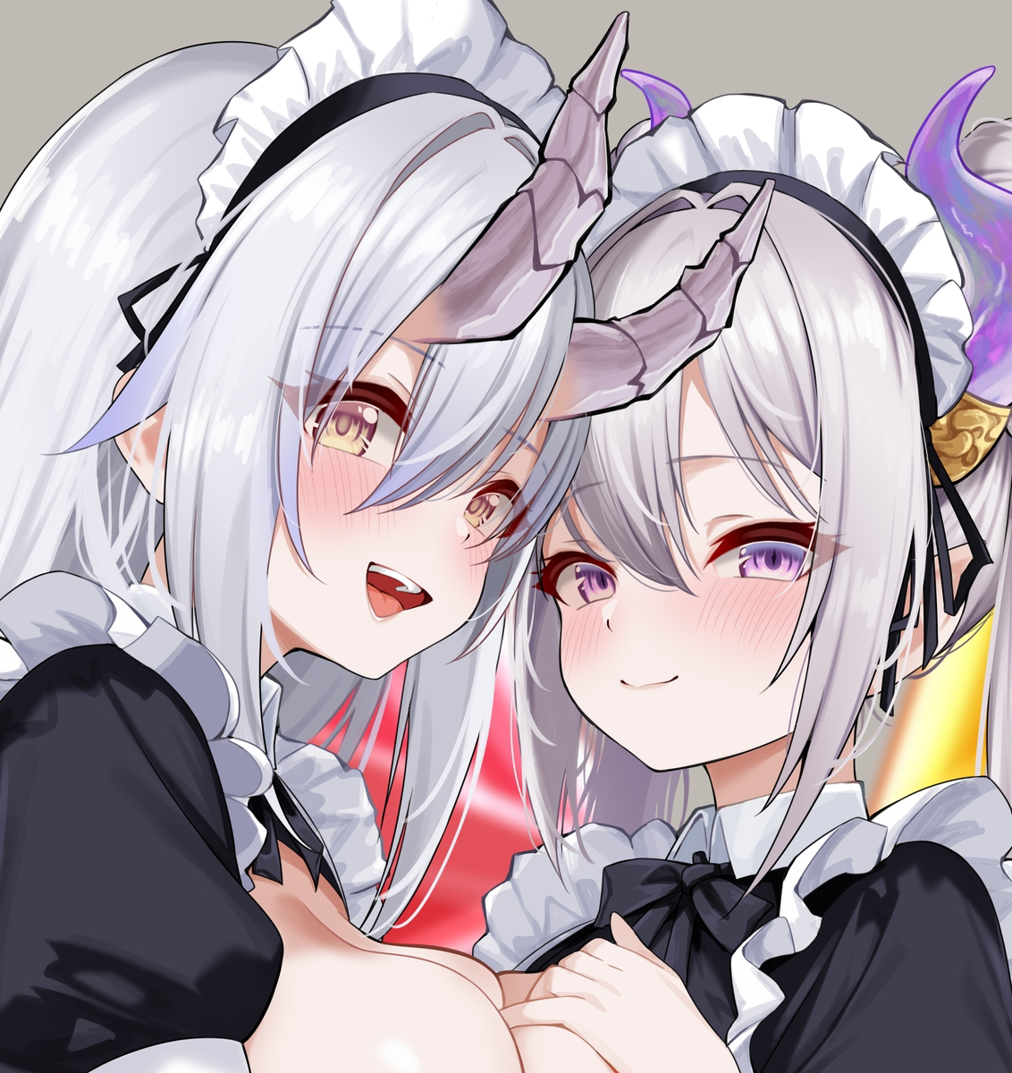This is a pixiv picture whose title is 委託-女僕裝貼貼.