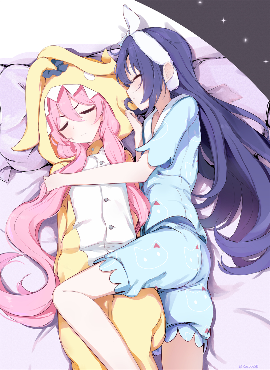 This is a pixiv picture whose title is ユウカの寝相😴.