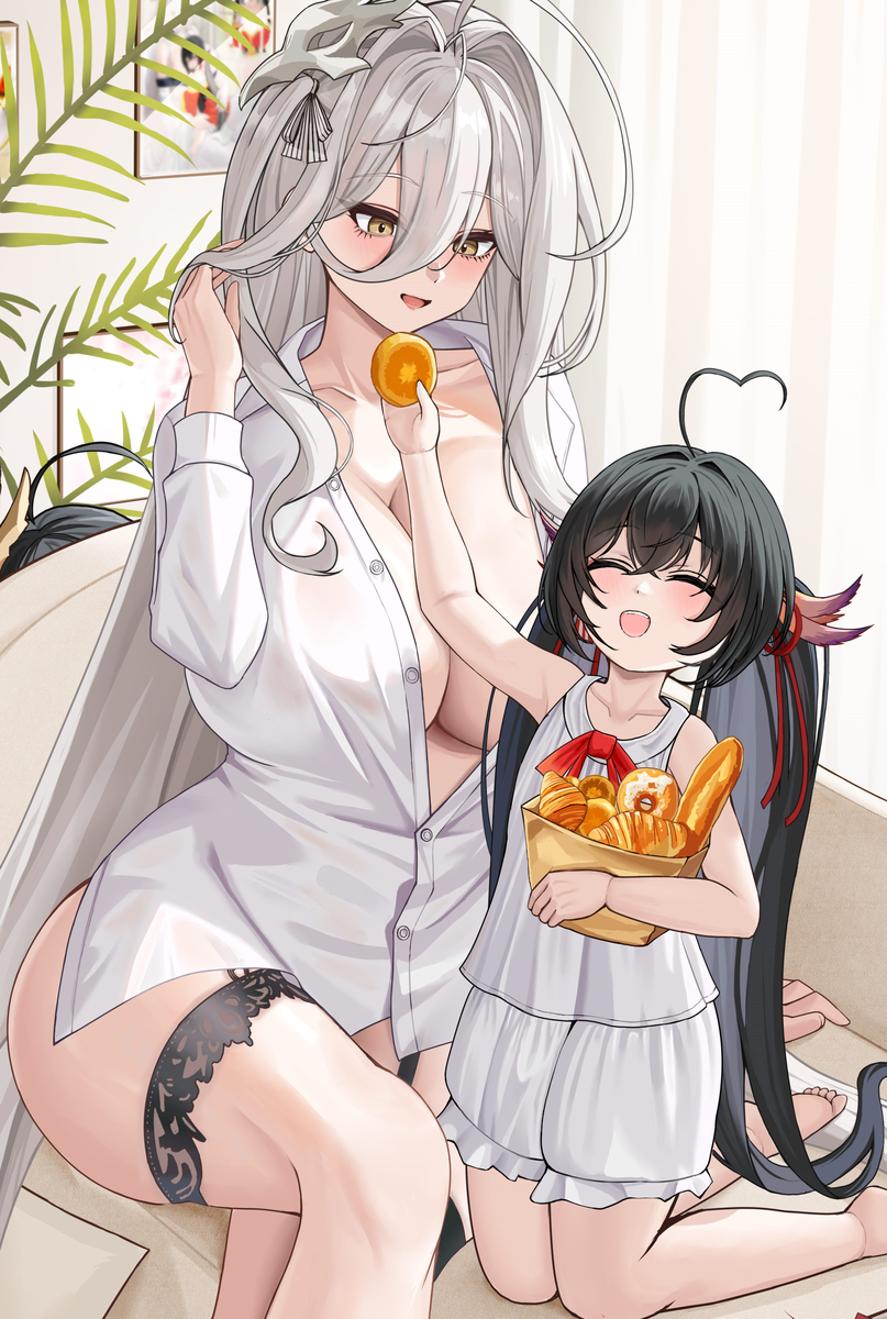 This is a pixiv picture whose title is 白鳳と大鳳ちゃんの日常.