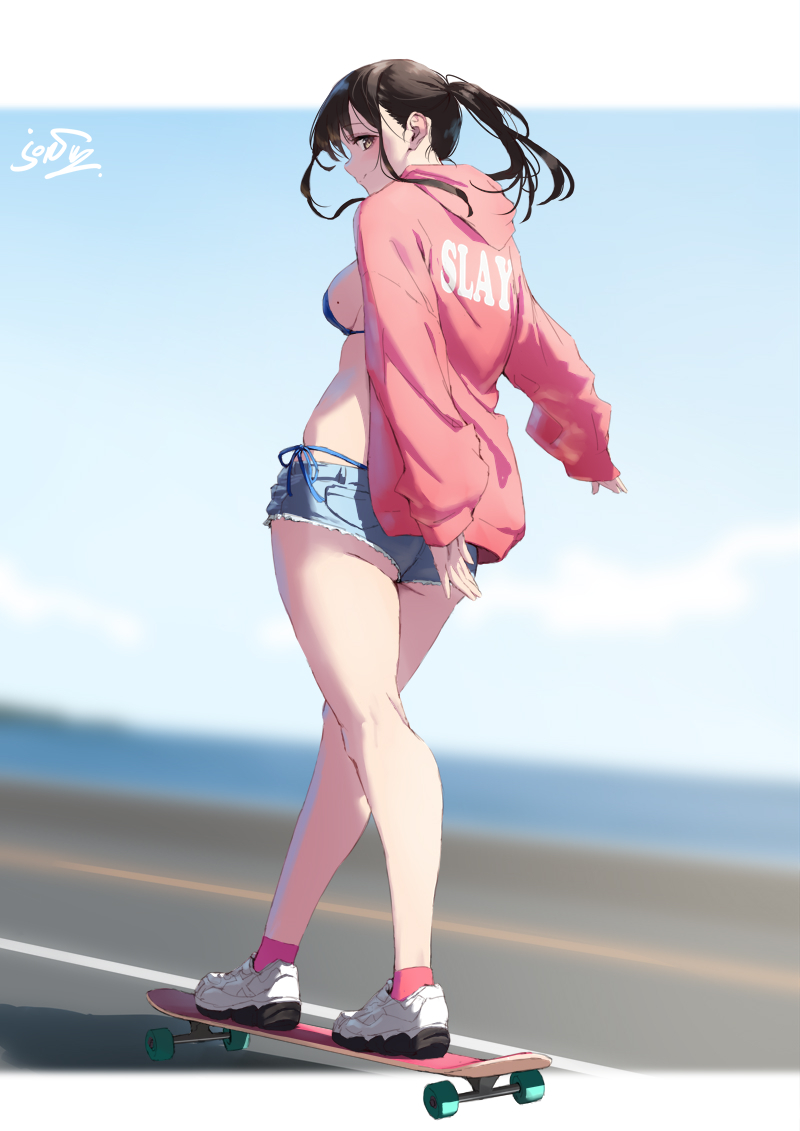 This is a pixiv picture whose title is 長身スケボー女子.