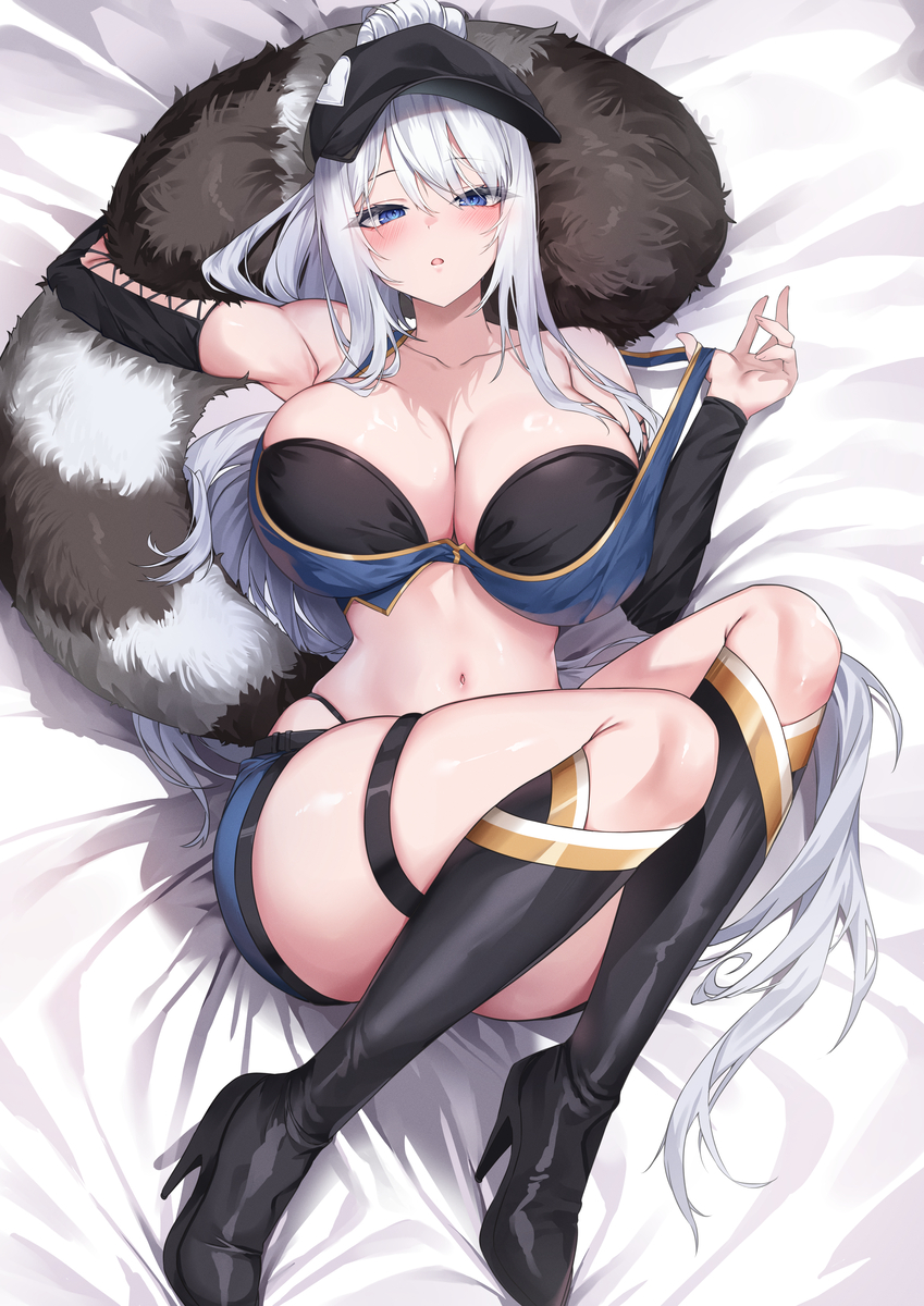 This is a pixiv picture whose title is commission.