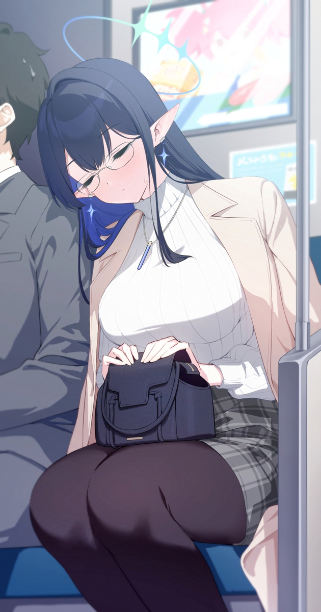 This is a pixiv picture whose title is 狸寝入り.
