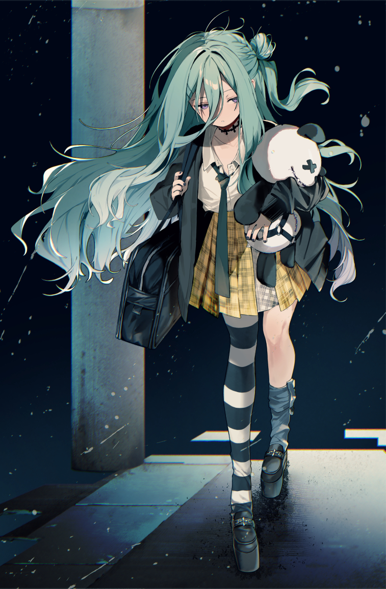 This is a pixiv picture whose title is 【創作】カースドールちゃんJKコス立ち絵.