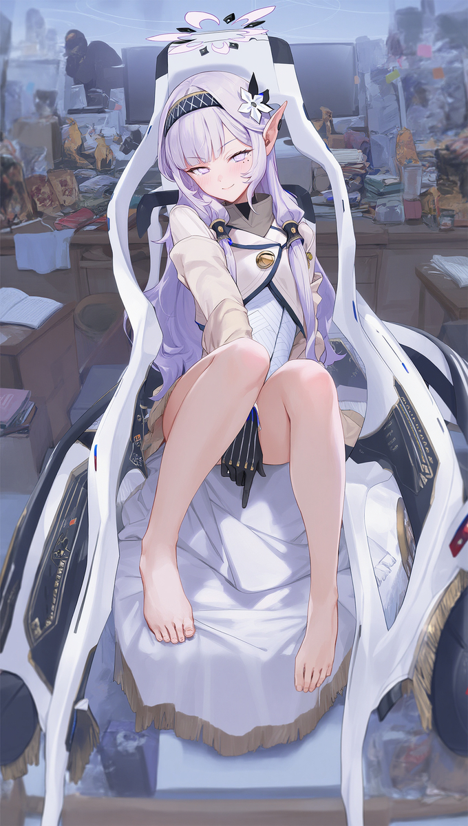 This is a pixiv picture whose title is 305 Himari(ヒマリ).