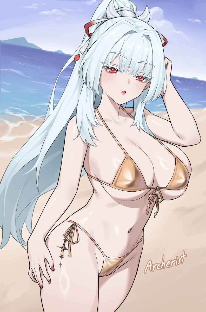 This is a pixiv picture whose title is Golden bikini Hiyuki.