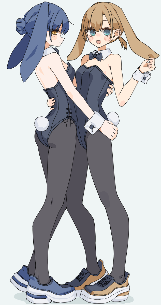 This is a pixiv picture whose title is うさちゃんず.
