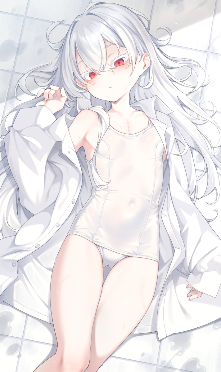 This is a pixiv picture whose title is スク水白い子.
