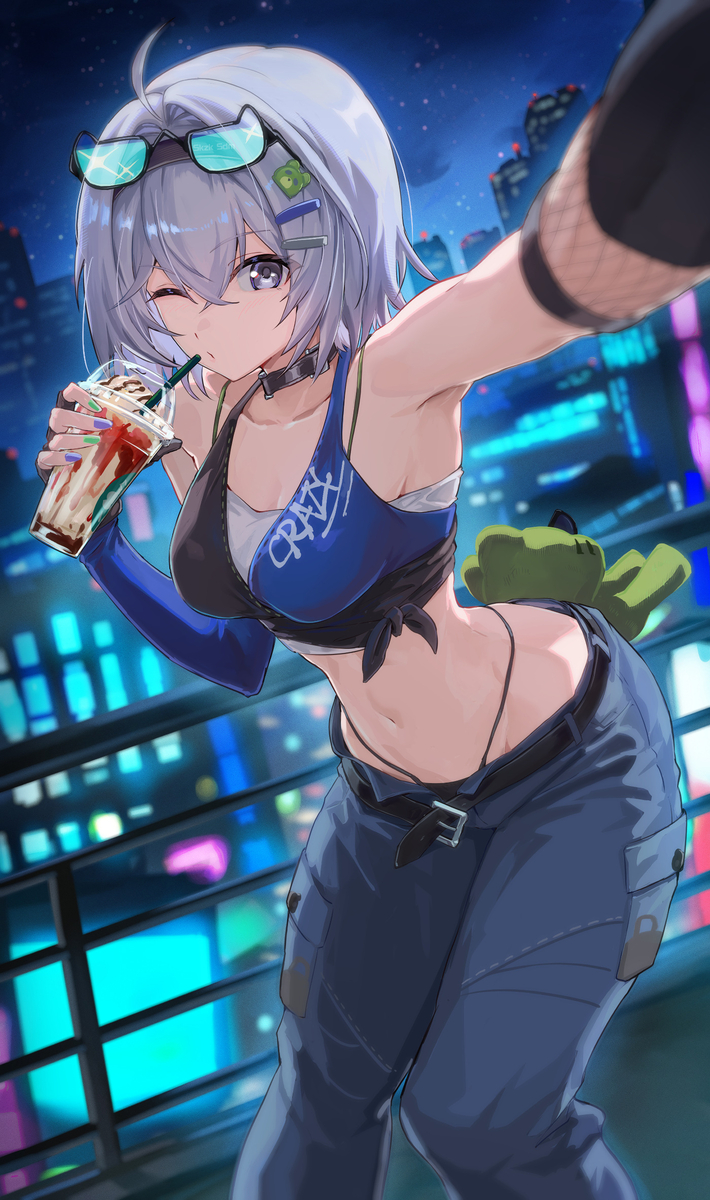 This is a pixiv picture whose title is 鑑定士ちゃんの休日.